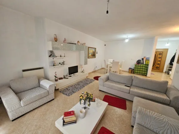 Durres, shitet apartament 2+1+Aneks+Ballkon Kati 7, 110 m² 140.000 € 