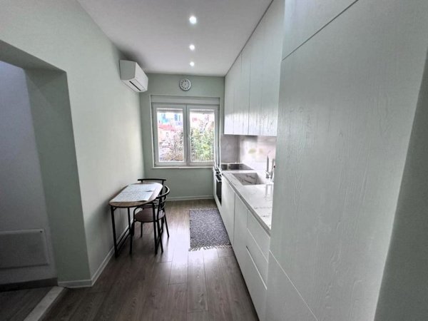 Tirane, shitet apartament 2+1 Kati 2, 105 m² 300.000 € (rruga e elbasanit)