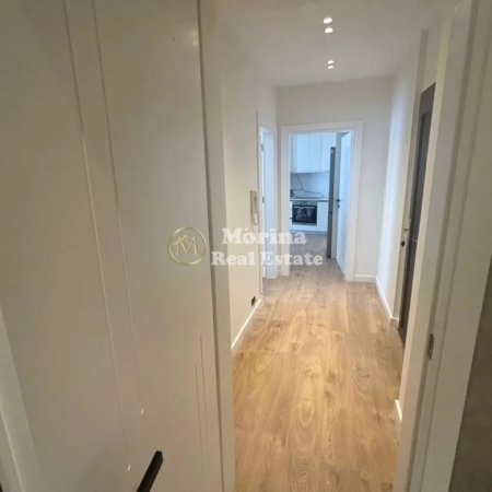 Tirane, jepet me qera apartament 1+1 Kati 3, 60 m² 400 € (Kamez)
