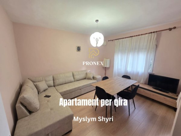 Tirane, jepet me qera apartament 1+1 Kati 4, 60 m² 590 € (Myslym Shyri)