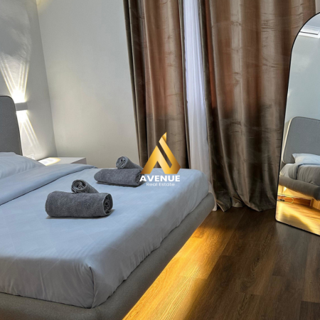 Tirane, jepet me qera apartament 2+1+Ballkon Kati 3, 75 m² 800 € (Sheshi wilson)