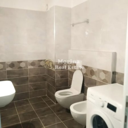 Tirane, jepet me qera apartament 1+1 Kati 5, 69 m² 500 € (Laprake)