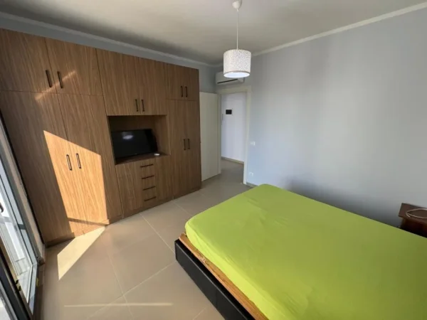 Tirane, jepet me qera apartament 2+1 Kati 6, 