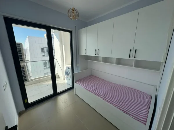 Tirane, jepet me qera apartament 2+1 Kati 6, 
