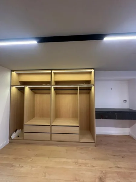 Tirane, shitet apartament duplex 1+1 , 75 m² 119.000 € (PERBALLE SPITALIT AMERIKAN 3)