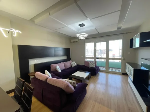 Tirane, shitet apartament 2+1+Ballkon Kati 5, 105 m² 157.000 € (Vila L)