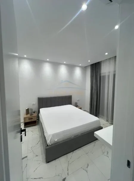 Tirane, jepet me qera apartament 1+1 Kati 6, 66 m² 800 € (Zogu i Zi)