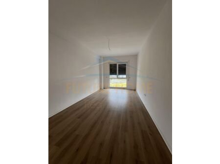 Tirane, shitet apartament 2+1 Kati 1, 100 m² 169.000 € 
