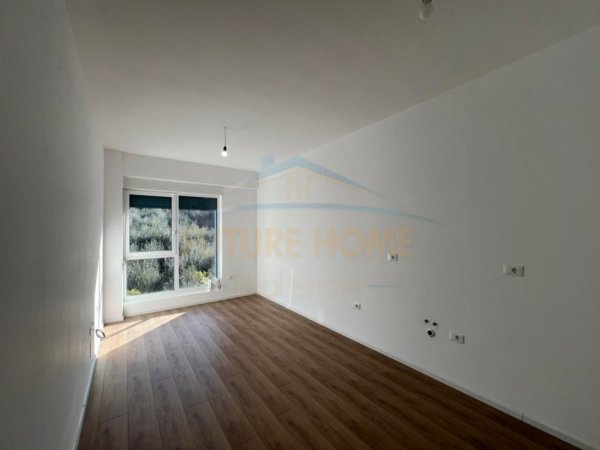 Tirane, shitet apartament 1+1, Kati 3, 53 m² 83.000 € (OXA, Fresku)