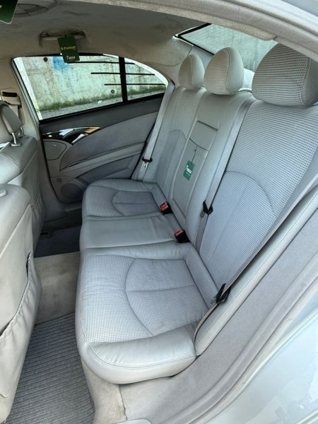 Tirane, shitet makine Nafte, gri metalizato automatik Kondicioner 277.000 km 3.800 €