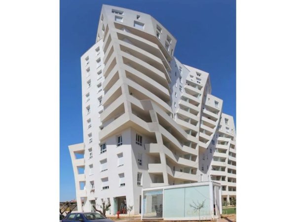 Tirane, shes apartament 2+1 Kati 3, 107 m² 210.450 € 