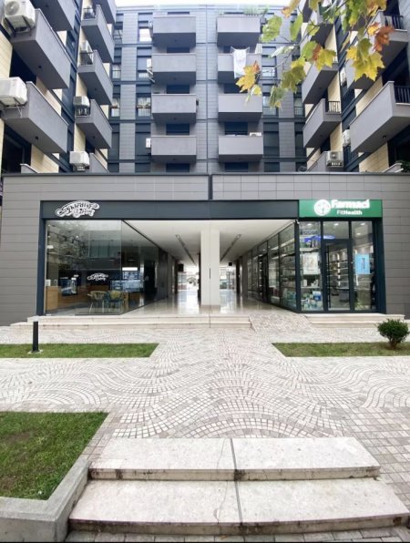 Tirane, jepet me qera apartament 1+1 Kati 1, 65 m² 900 € (Rruga Panorama Residenca Quartum)