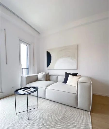 Jepet me qera apartament 1+1 Kati 1, 65 m², me 1 post parkimi ne -1, 90.000 LEK Brutto (Rruga Panorama Residenca Quartum)