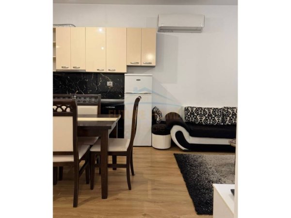 Tirane, jepet me qera apartament 2+1 Kati 4, 75 m² 600 € (Rezidenca Kaimi, Ali Demi)