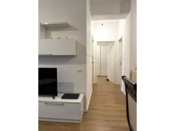 Tirane, jepet me qera apartament 2+1 Kati 4, 75 m² 600 € (Rezidenca Kaimi, Ali Demi)