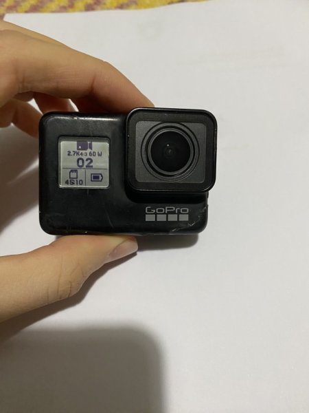 shes GoPro hero 7 black e perdorur 100 mij lek 100 €