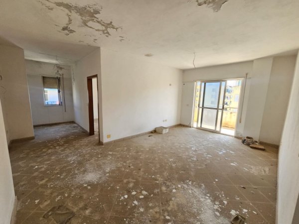 Durres, shes apartament 2+1+Ballkon Kati 7, 100 m² 120.000 € (plazh)