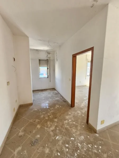 Durres, shes apartament 2+1+Ballkon Kati 7, 100 m² 120.000 € (plazh)