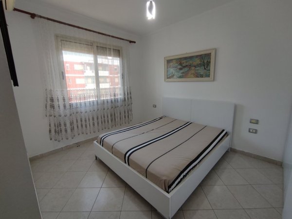 2+1 ne shitje Fresku