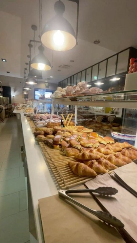 Tirane, shitet ambjent biznesi Kati 0, 64 m² 692.000 € (MYSLYM SHYRI)