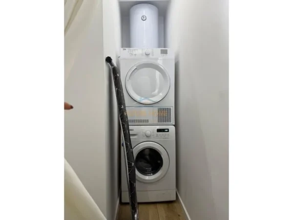 Tirane, jap me qera apartament 1+1+Ballkon Kati 0, 40 m² 550 € (21 Dhjetori)