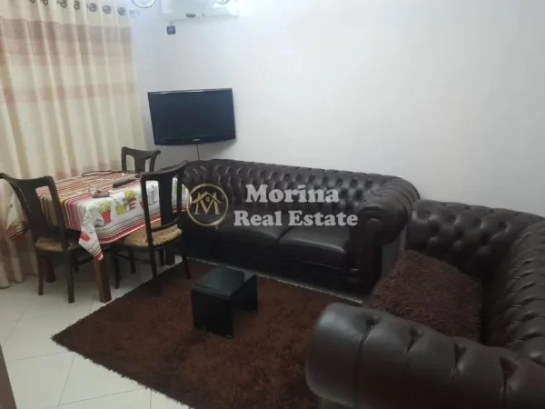 Tirane, jepet me qera apartament 1+1 Kati 2, 60 m² 450 € (Vasil Shanto)
