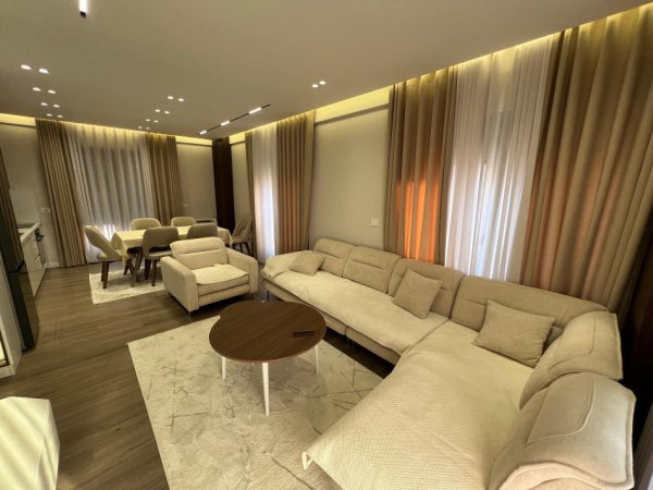 Tirane, jepet me qera apartament 2+1 Kati 3, 120 m² 900 € (Astri)