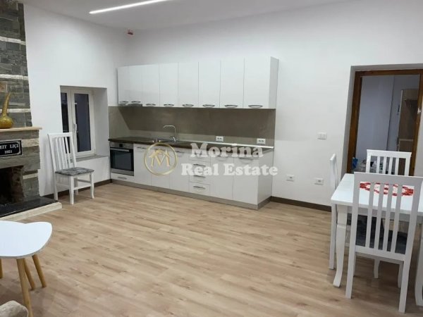 Tirane, jepet me qera apartament 2+1 Kati 2, 80 m² 350 € (Fresku)