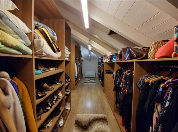 Tirane, shitet Vile 3 Katshe , 600 m² 1.150.000 € (PRANE TEG)