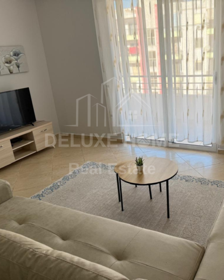 Tirane, jepet me qera apartament 1+1 Kati 7, 74 m² 430 € 