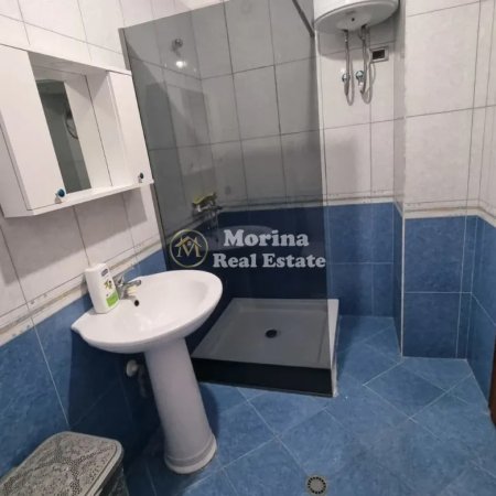 Tirane, jepet me qera apartament 1+1+Ballkon Kati 1, 65 m² 400 € (Fresku)