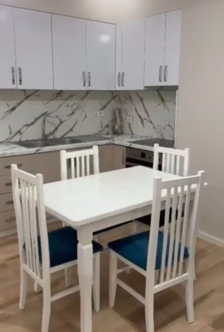 Tirane, jepet me qera apartament 1+1 Kati 1, 70 m² 400 € 