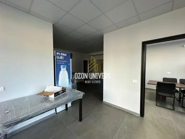 Tirane, shitet ambjent biznesi , 1600 m² 1.340.000 € (Vaqarr)