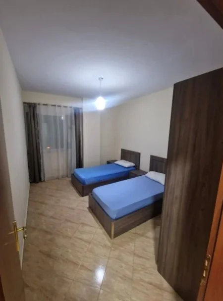 Tirane, jepet me qera apartament 2+1 Kati 4, 100 m² 650 € (vizion plus)