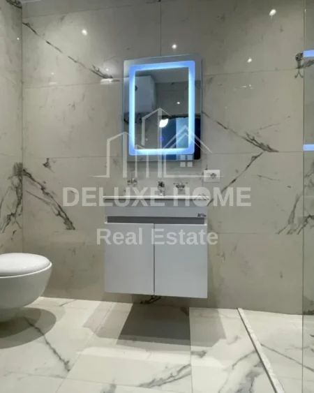 Tirane, jepet me qera apartament 1+1 Kati 4, 75 m² 900 € (Rr. Kosovarve)