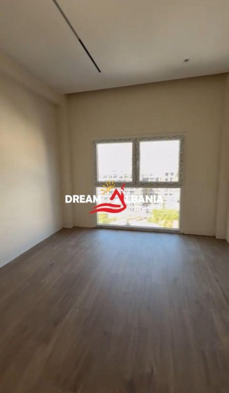 Tirane, shitet apartament 1+1 Kati 4, 59 m² 98.450 € (ali demi)