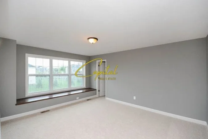 Tirane, jepet me qera ambjent biznesi Kati 0, 300 m² 2.000 € (MYSLYM SHYRI)