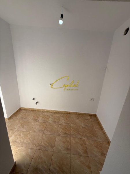 Tirane, shitet apartament 1+1 Kati 5, 62 m² 130.000 € (21 DHJETORI)