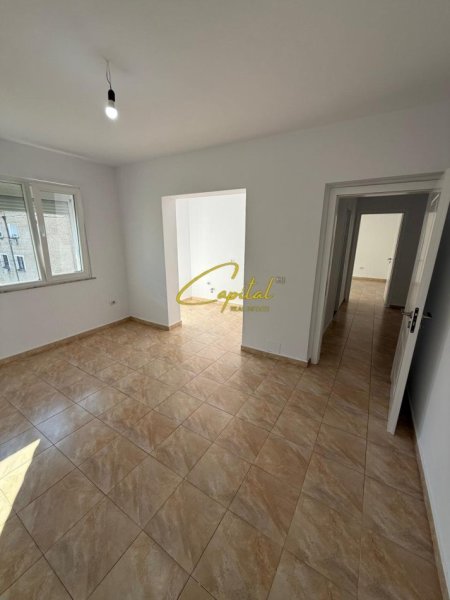 Tirane, shitet apartament 1+1 Kati 5, 62 m² 130.000 € (21 DHJETORI)