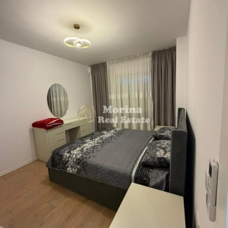 Tirane, jepet me qera apartament 1+1 Kati 3, 55 m² 550 € (Rruga 5 Maji)
