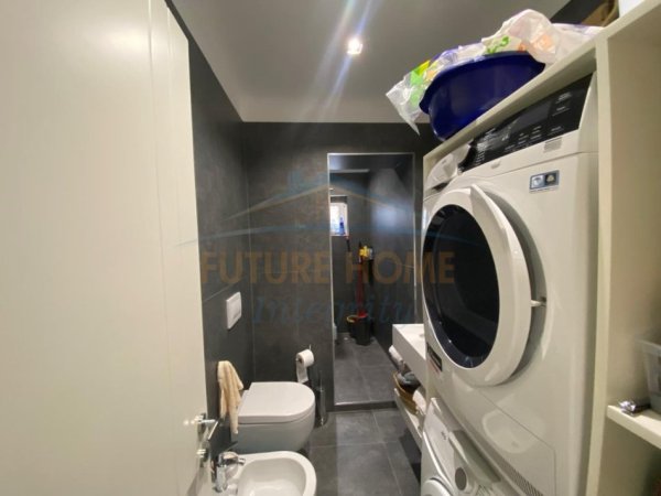 Tirane, shitet apartament 2+1+Ballkon Kati 4, 100 m² 235.000 € (VASIL SHANTO)