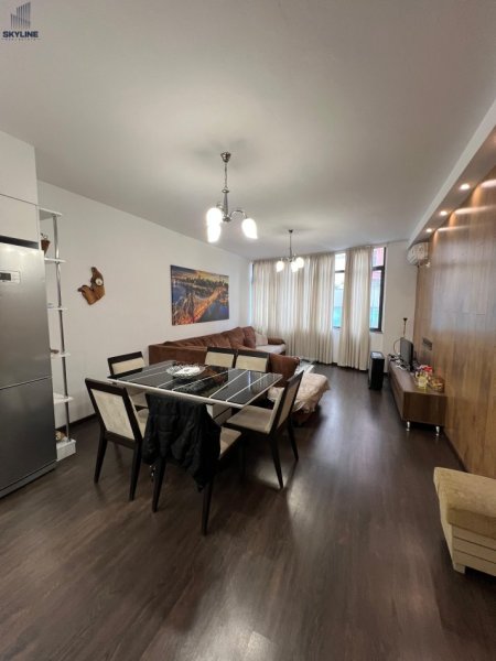 Tirane, shitet apartament 2+1 Kati 3, 115 m² 160.000 € (Astir)