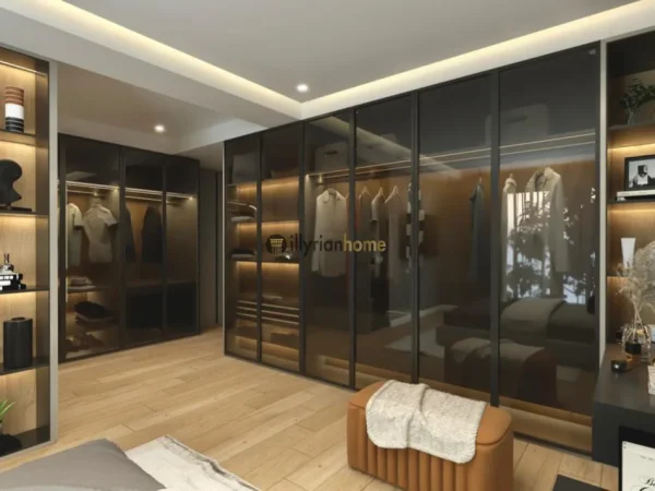 Tirane, shitet Vile 3 Katshe+papafingo , 600 m² 2.000.000 € (Liqeni i Thate)