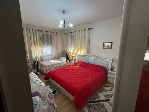 Tirane, shitet apartament 3+1+Ballkon Kati 4, 82 m² 160.000 € (RRUGA BARDHYL)