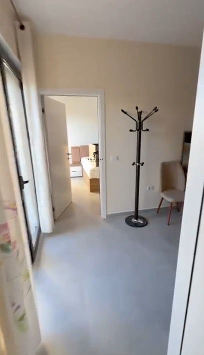 Tirane, jepet me qera apartament 2+1 Kati 5, 80 m² 800 € (RRUGA E DURRESIT)