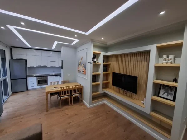 Tirane, jepet me qera apartament 1+1 Kati 5, 64 m² 600 € (ZOGU I ZI)