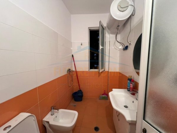Tirane, jepet me qera apartament 2+1 Kati 3, 87 m² 500 € (Rruga e Thesarit)
