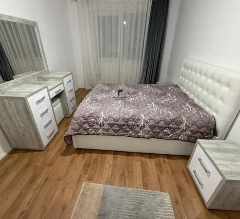 Tirane, jepet me qera apartament 1+1 Kati 2, 64 m² 550 € (ASTIR)