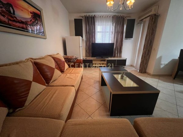 Tirane, shitet apartament 2+1 Kati 3, 94 m² 125.000 € 