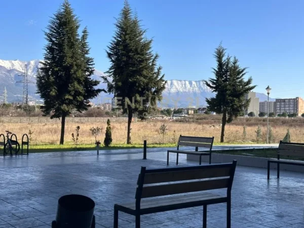 Tirane, shitet apartament 3+1 Kati 9, 156 m² 290.000 € 